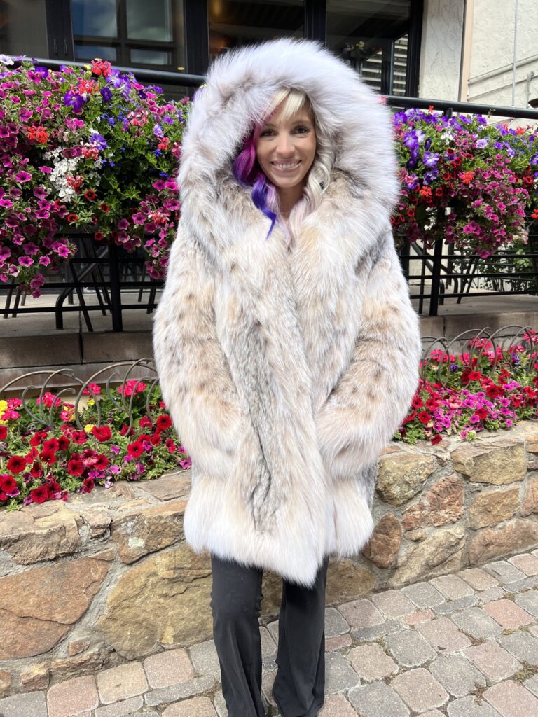 Our Canadian lynx jacket with a hood adds a statement of luxury to any outfit. Made from soft, warm, plush lynx fur, this jacket offers comfort...