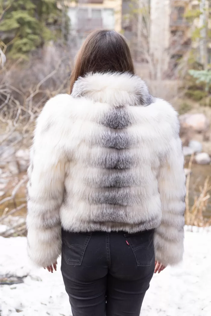 Our natural cross fox jacket features beautiful fur with unique, natural color patterns. The jacket brings subtle elegance to any outfit. Additionally, its distinctive look pairs well with many styles. You will enjoy classic beauty and refined warmth.