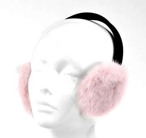 These soft pink mink earmuffs keep your ears cozy with gentle, plush fur. Their delicate color adds charm. Additionally, they enhance any winter outfit beautifully.