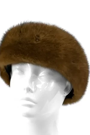 Our whiskey mink fur headband is stylish and warm. Its sleek design and rich texture add a touch of elegance.  It will elevate both casual and formal...