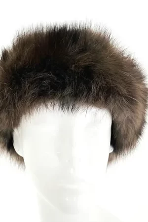 Our natural sable fur headband is both luxurious and warm. Made with sable fur, it gives a soft and stylish look. Great for those wanting high quality...